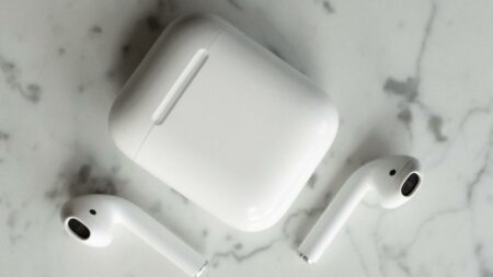 How To Connect AirPods To Acer Laptop? [2022 Guide]